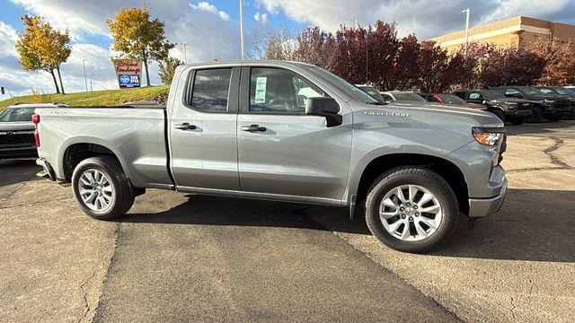 2025 Chevrolet Silverado 1500 Custom 2