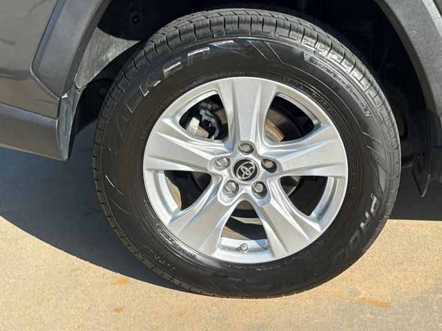 Used 2019 Toyota RAV4 SUV