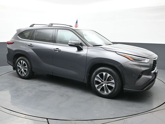 2021 Toyota Highlander XLE 10