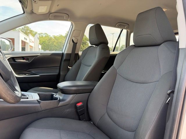 Used 2025 Toyota RAV4 SUV