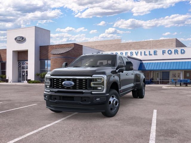 New 2026 Black Ford Platinum image 2