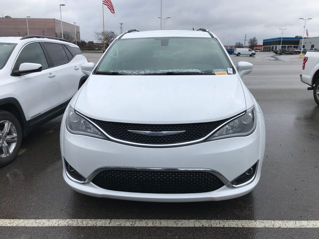 2017 Chrysler Pacifica Touring L Plus 2