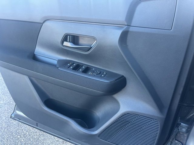 New 2026 Gray Nissan S image 6