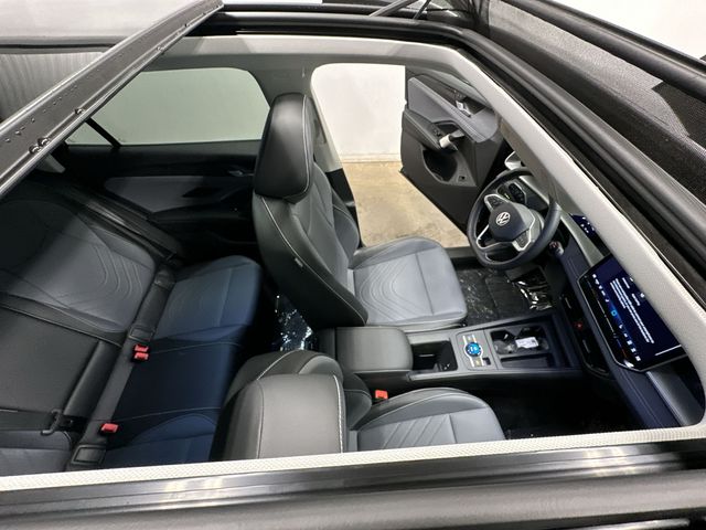 2026 Volkswagen Tiguan 2.0T SE - 5