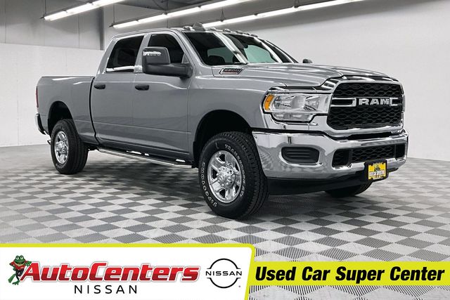 2024 RAM 2500 Tradesman Crew Cab 4WD