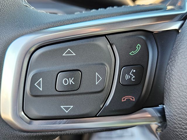 New 2026 White Jeep Sahara image 24