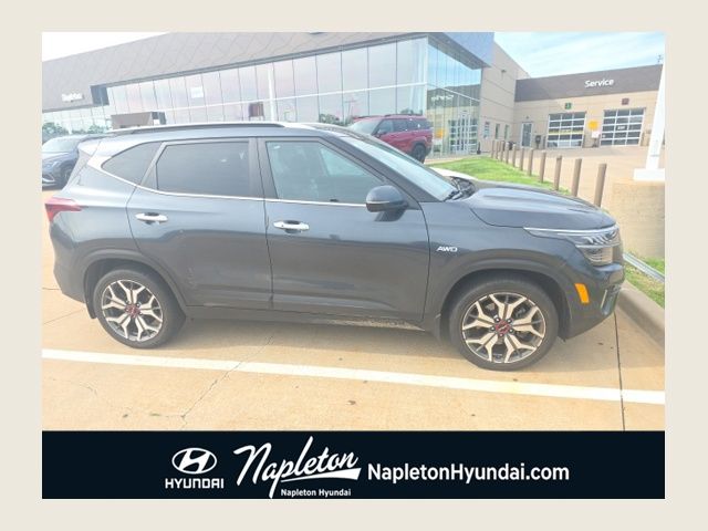 Gravity Gray 2023 Kia Seltos SUV / Crossover All-Wheel Drive 7-Speed Automatic