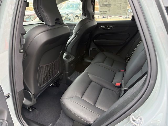 New 2025 Gray Volvo T8 Plus image 7