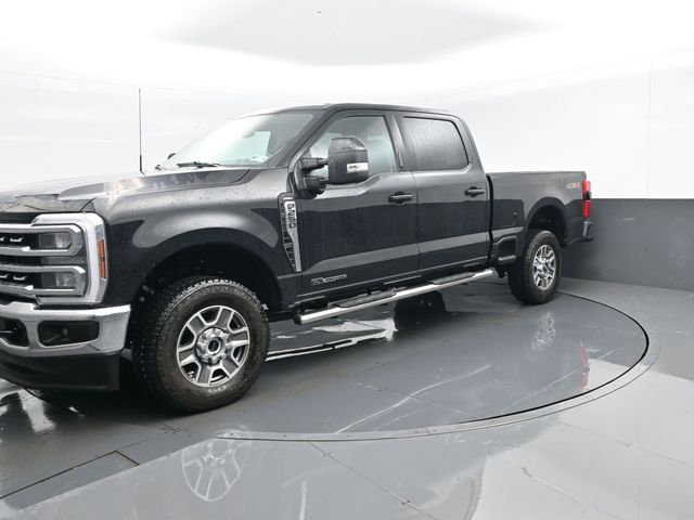 Black Metallic 2024 Ford F-250 Super Duty Pickup Truck Four-Wheel Drive Automatic