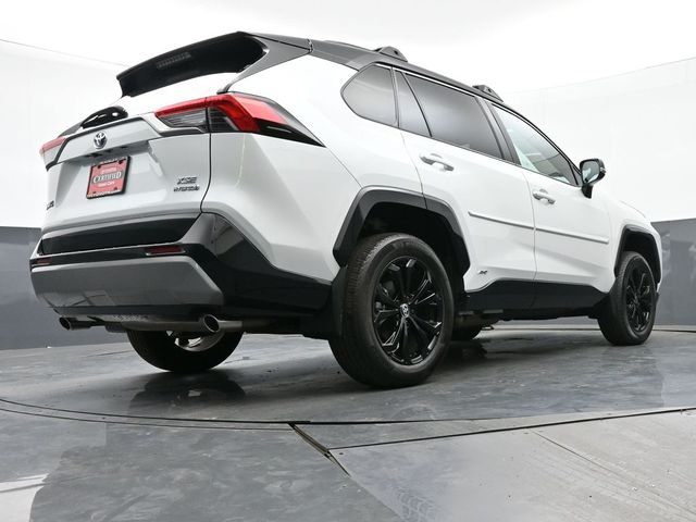 2023 Toyota RAV4 Hybrid XSE 38