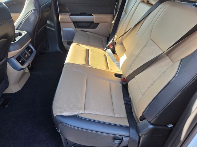 New 2025 Ford Super Duty F-250 Crew Cab 8' Box Lariat