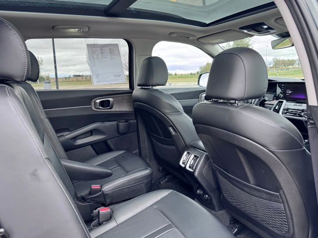 2023 Kia Sorento X-Line EX