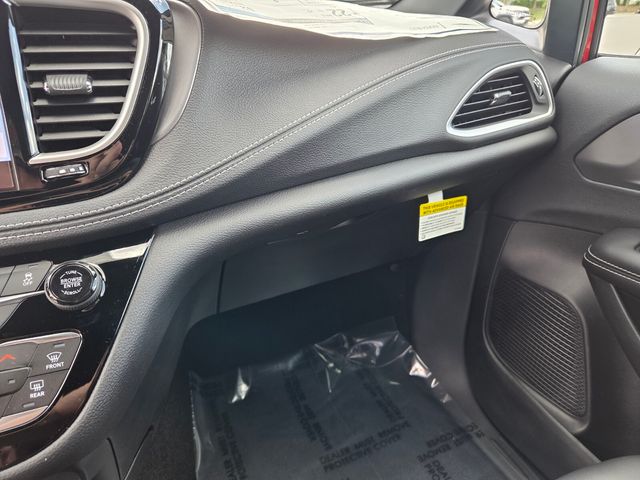 New 2026 Red Chrysler Select image 24