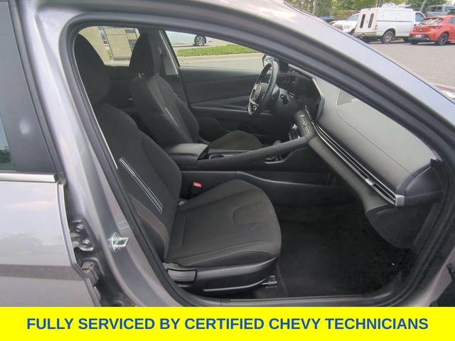 Used 2025 Hyundai Elantra Sedan