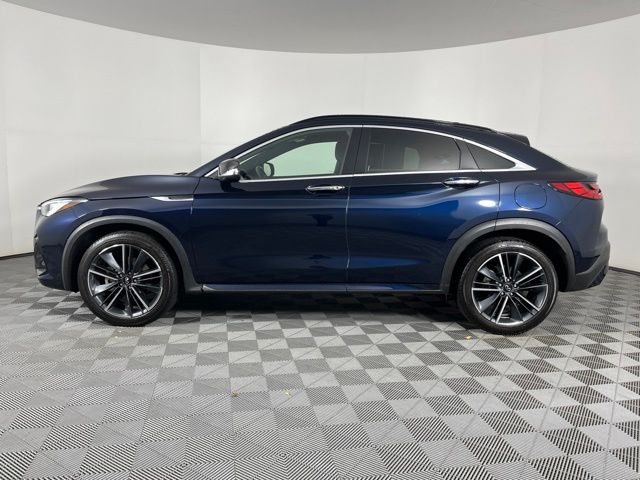 Certified Used 2025 Blue INFINITI LUXE image 5