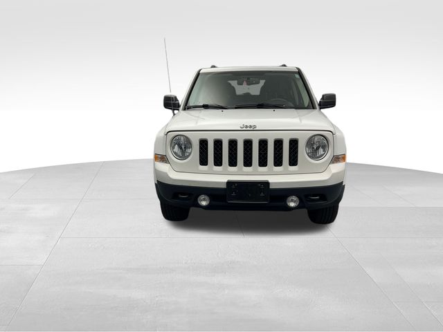 2016 Bright White Clearcoat Jeep Patriot Sport SE 4X4 SUV