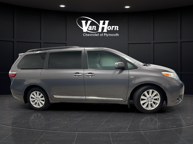 Used 2017 Predawn Gray Mica Toyota XLE image 8