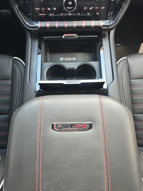 2025 GMC Yukon XL AT4 Ultimate:C02706