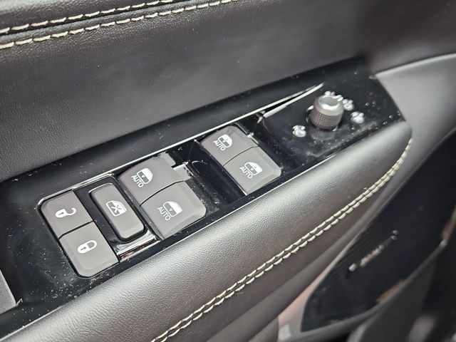 New 2026 Silver Jeep Limited image 25