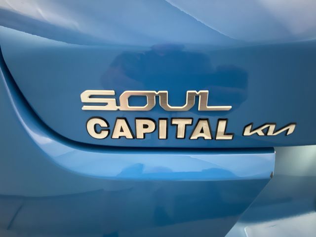 Used 2023 Blue Kia EX image 27