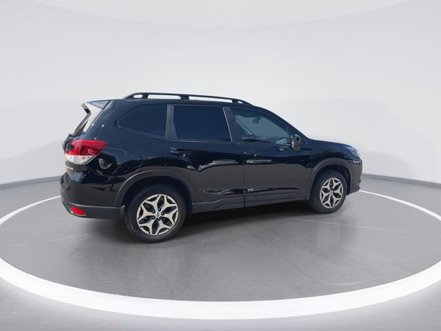Used 2023 Black Subaru Premium image 8