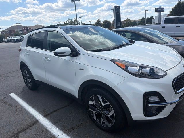 Snow White Pearl 2022 Kia Sportage SUV / Crossover All-Wheel Drive 6-Speed Automatic Overdrive