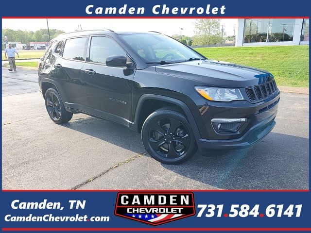 Diamond Black Crystal Pearlcoat 2019 Jeep Compass Altitude 4WD SUV / Crossover Four-Wheel Drive 9-Speed Automatic