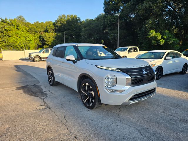 2022 Mitsubishi Outlander SEL