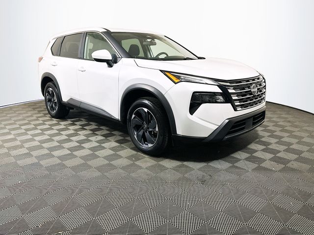 Everest White Pearl 2024 Nissan Rogue SUV / Crossover Front-Wheel Drive Continuously Variable Transmission