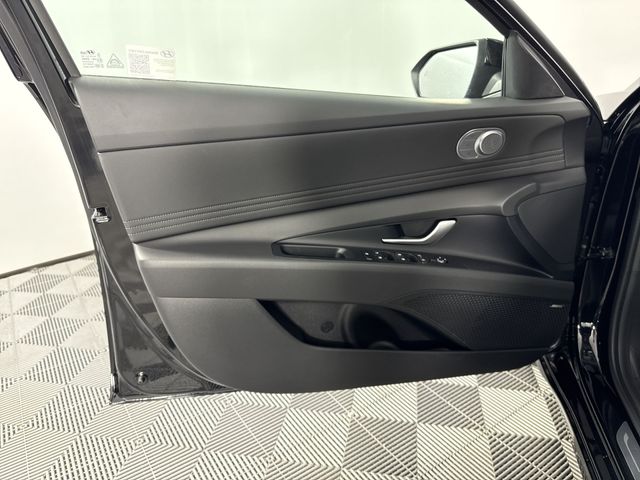 New 2025 Hyundai Elantra Hybrid For Sale in Indianapolis, IN