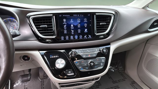 Used 2017 Gray Chrysler Touring L Plus image 25