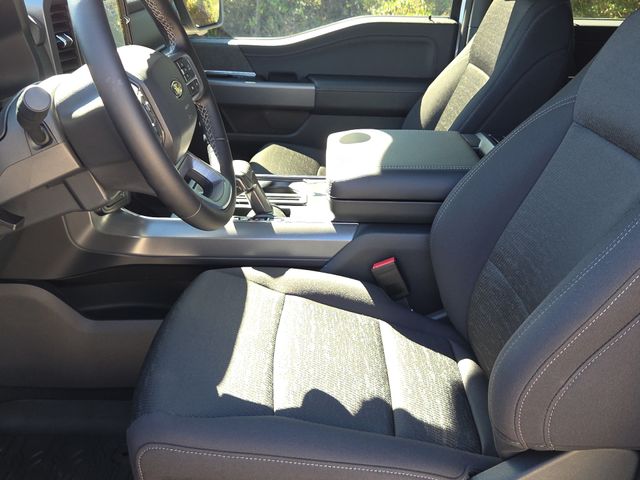 New 2025 White Ford XLT image 18