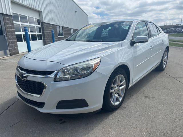 Used 2014 White Chevrolet LT image 3