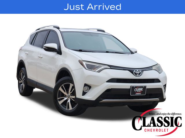 White 2016 Toyota RAV4 XLE SUV / Crossover Front-Wheel Drive 6-Speed Automatic