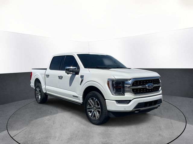 White Metallic 2022 Ford F-150 Platinum SuperCrew 4WD Pickup Truck Four-Wheel Drive Automatic