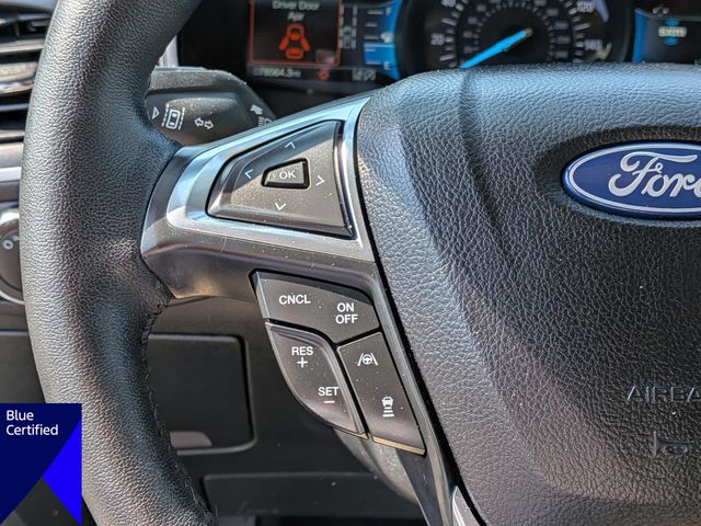 Used 2022 Black Ford SEL image 17