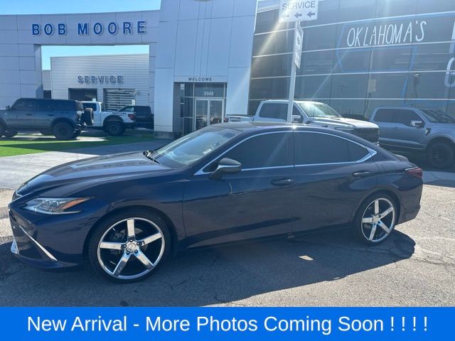 Ultrasonic Blue Mica 2.0 2019 Lexus ES 350 Ultra Luxury FWD Sedan Front-Wheel Drive 8-Speed Automatic
