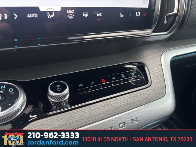 Used Car 2025 Ford Expedition Max  Platinum For Sale Under $70,000 In San Antonio, Texas