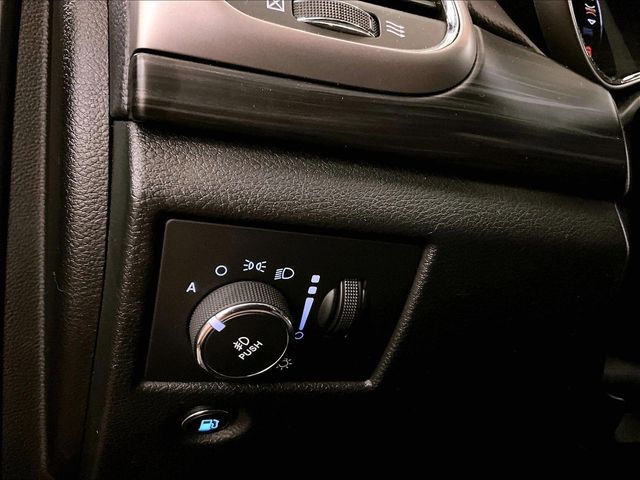 2021 Jeep Grand Cherokee Laredo E Gray at South Hills CDJR