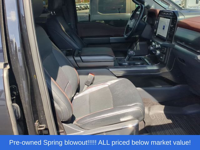 Used 2022 Agate Black Metallic Ford Lariat image 44