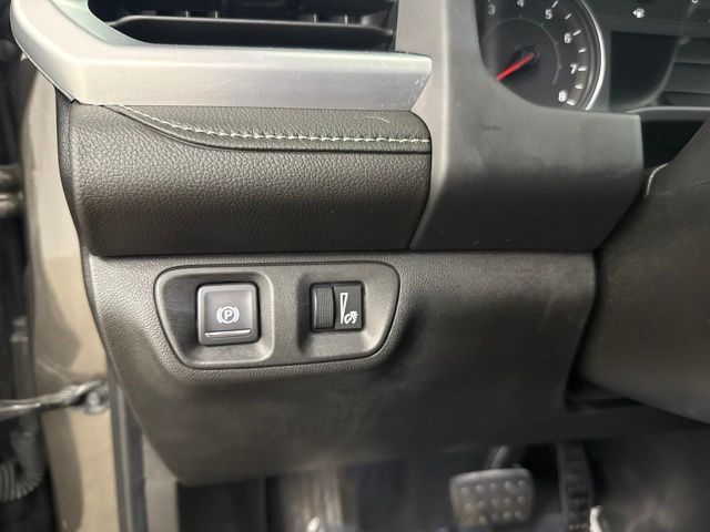 Used 2019 Gray GMC SLT-1 image 33