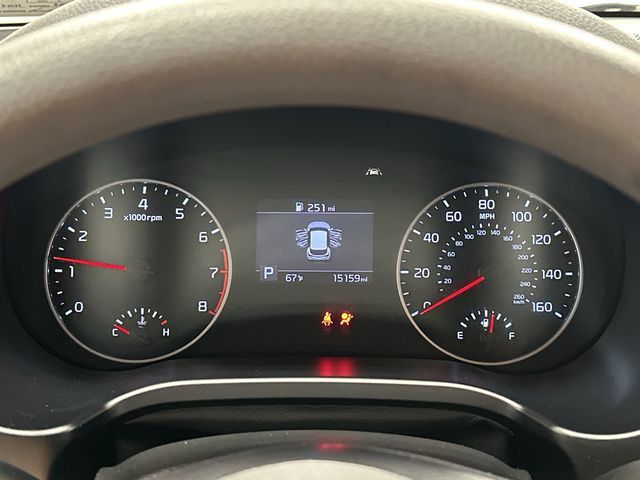 2023 Kia Seltos LX - 5