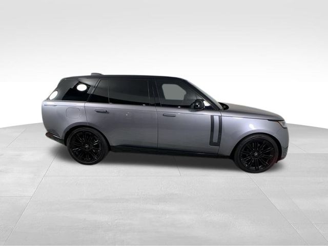 2023 Land Rover Range Rover SE 7