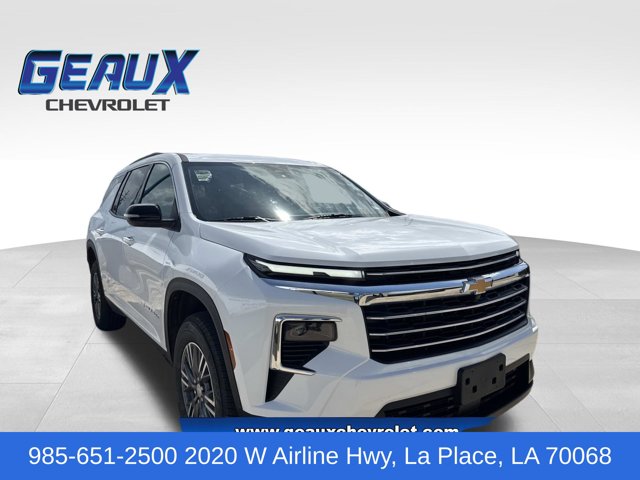 Summit White 2026 Chevrolet Traverse SUV / Crossover Front-Wheel Drive 8-Speed Automatic