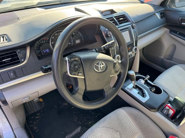 2013 Toyota Camry LE 4