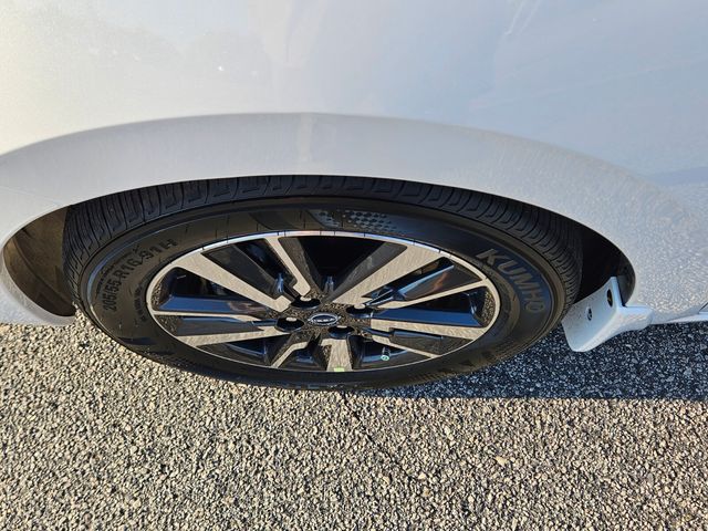 New 2025 White Nissan 1.6 SV image 16