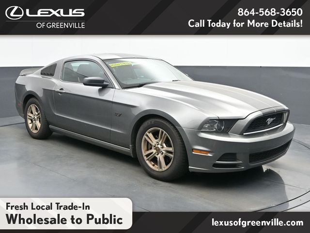 2014 Ford Mustang V6 Coupe RWD