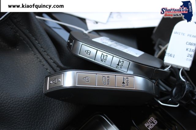 New 2026 Kia Carnival MPV Van