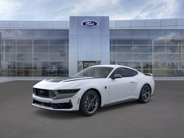 Oxford White 2026 Ford Mustang Dark Horse Fastback RWD Coupe Rear-Wheel Drive 6-Speed Manual