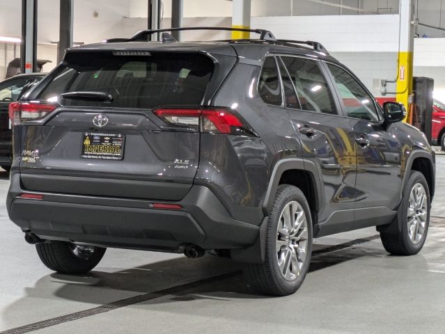 2024 Toyota RAV4 XLE Premium 3